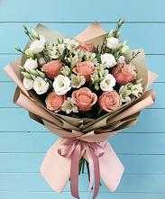 Букет цветов из:  Розы, Альстромерии и Лизиантусы в Хиславичи