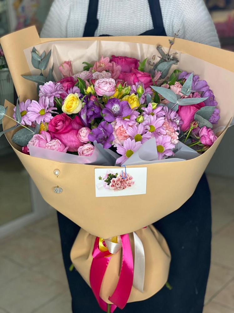 Букет цветов из: Хризантемы, Гвоздики и Альстромерии в Хиславичи