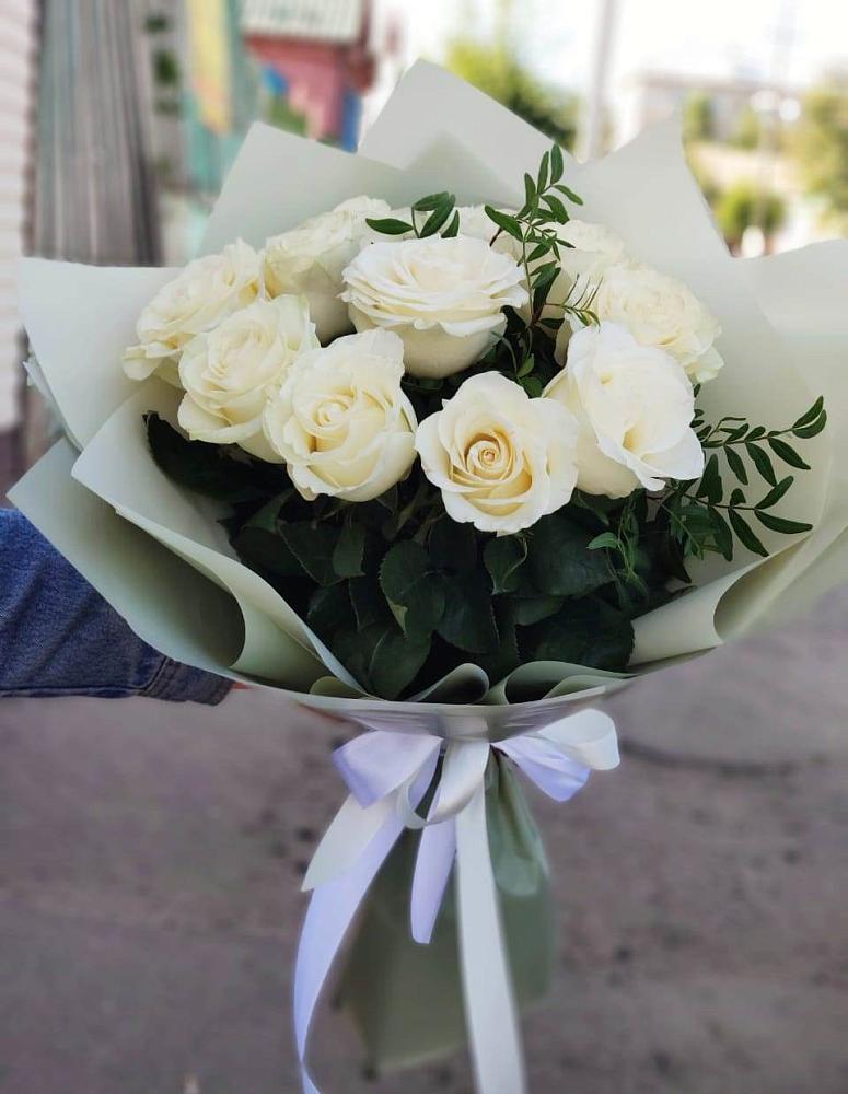 Букет Белые розы Проуд в Хиславичи