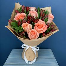 Букет цветов из:  Розы и Альстромерии в Хиславичи