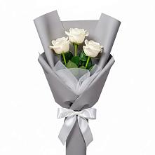 Букет 3 белые розы в Хиславичи
