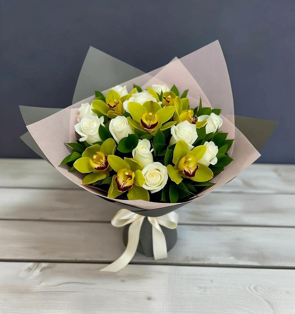 Букет цветов из: Орхидеи и Розы в Хиславичи