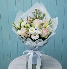 Букет цветов из:  Розы и Лизиантусы в Хиславичи