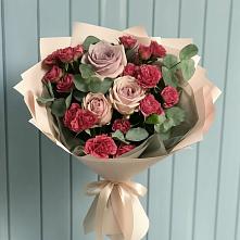 Букет цветов из:  Гвоздики и Розы в Хиславичи