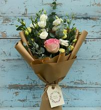 Букет цветов из:  Розы и Лизиантусы в Хиславичи
