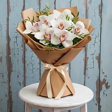 Букет цветов из:  Орхидеи и Розы в Хиславичи