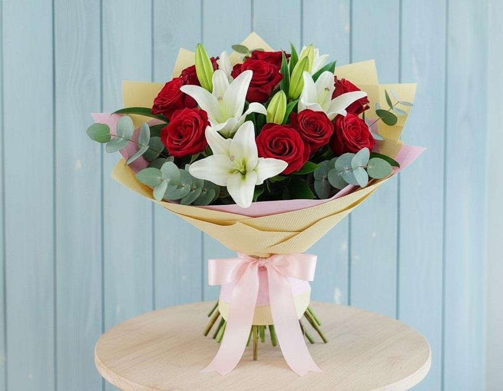 Букет цветов из: Лилии и Розы в Хиславичи